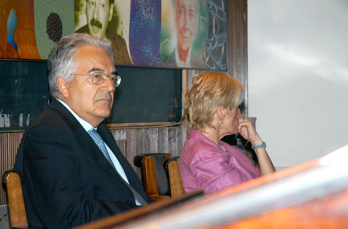 La Ministra della Salute Livia Turco e il Prof. Enrico Garaci, Presidente dell'Istituto Superiore di Sanità