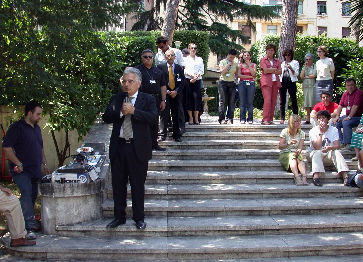 Discorso del Prof. Enrico Garaci al personale interno e agli invitati ai festeggiamenti per i 70 anni dalla nascita dell'Istituto Superiore di Sanità