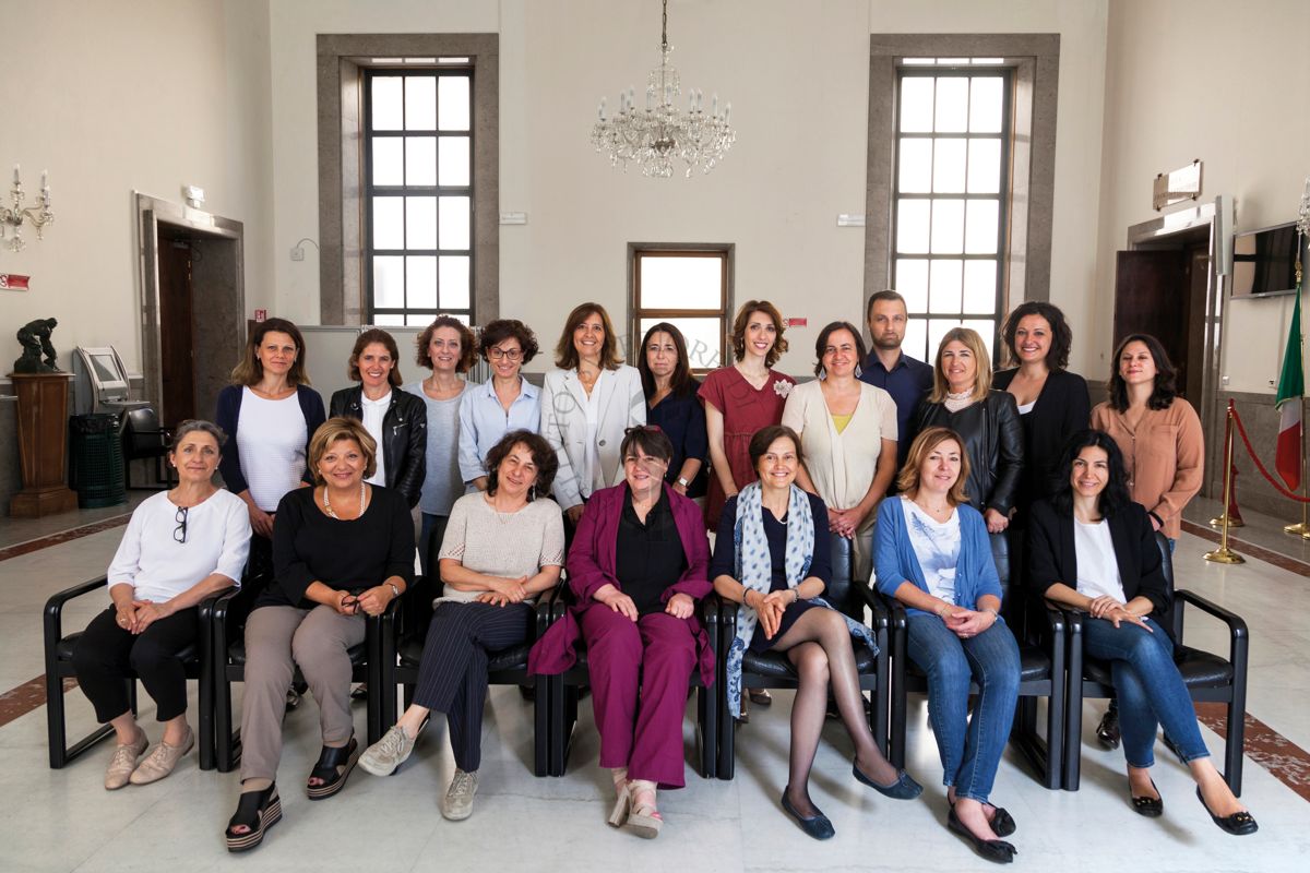 Il Servizio Coordinamento e supporto alla ricerca e la sua Direttrice Luisa Minghetti (terza seduta dalla destra)