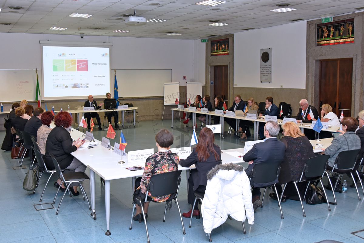 Aula Pocchiari ISS, Summit PHACEE: intervento di Luca Busani e Dorjan Marusic