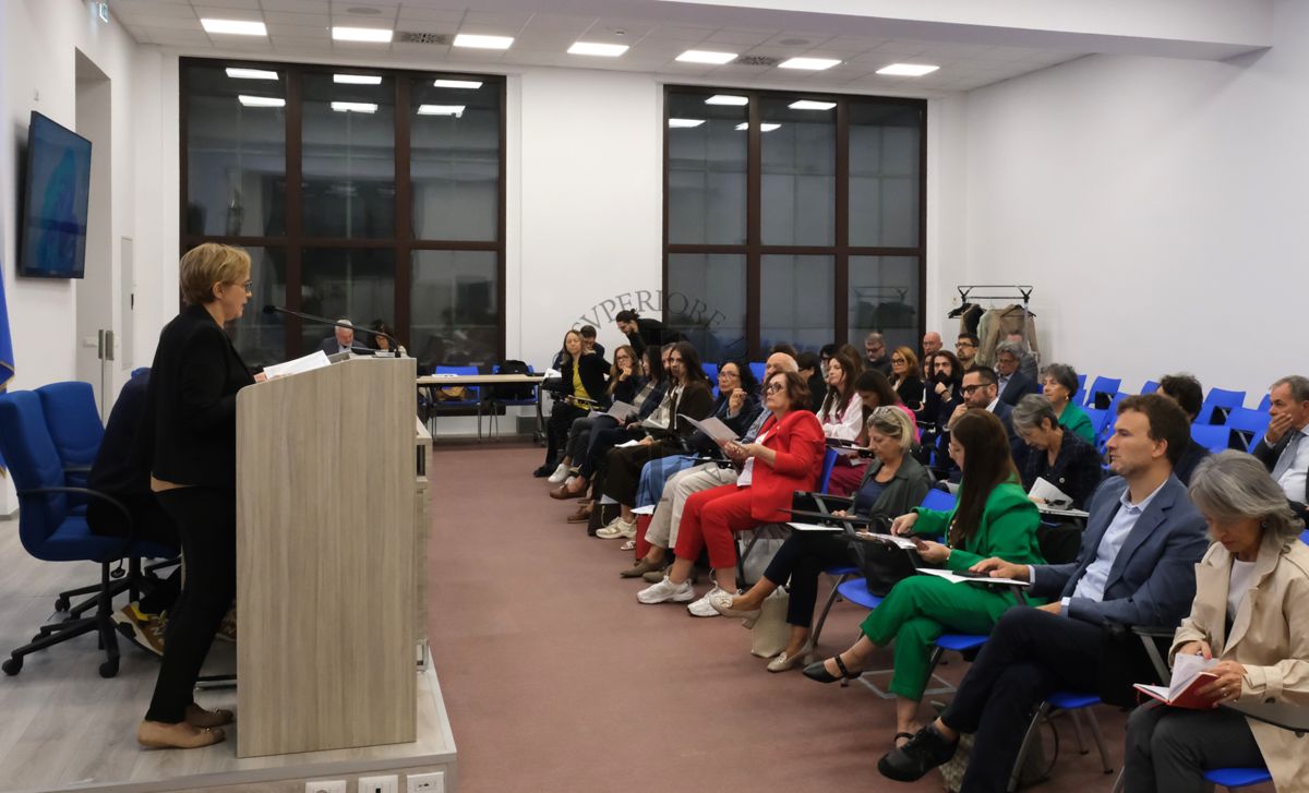 La Dottoressa Bruno Velia durante il suo intervento