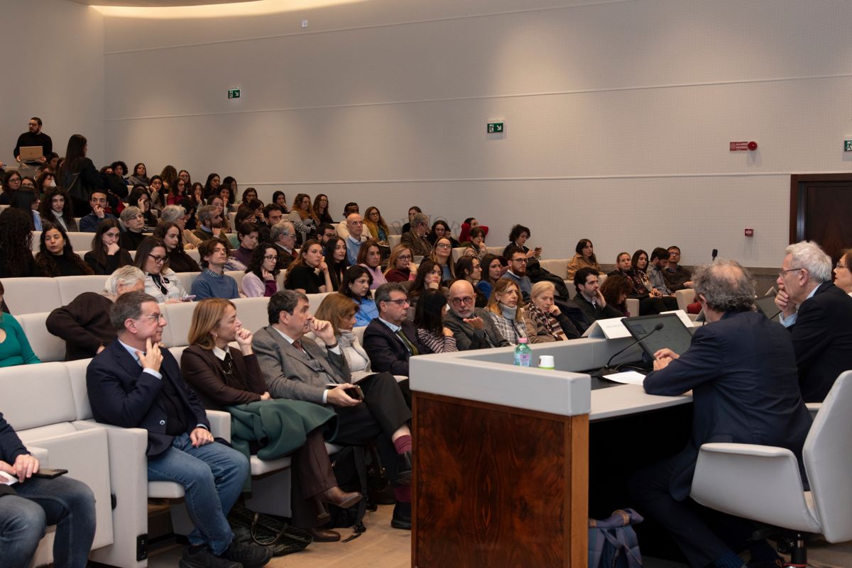 Panoramica sui partecipanti al Congresso PhD Day nell'Aula Magna dell'Istituto Superiore di Sanità