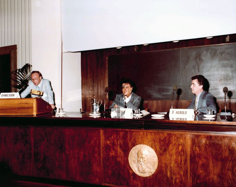 Prof. Cesare Peschler e il Prof. Giuliano D'Agnolo durante un intervento in Aula Magna
in Aula Magna