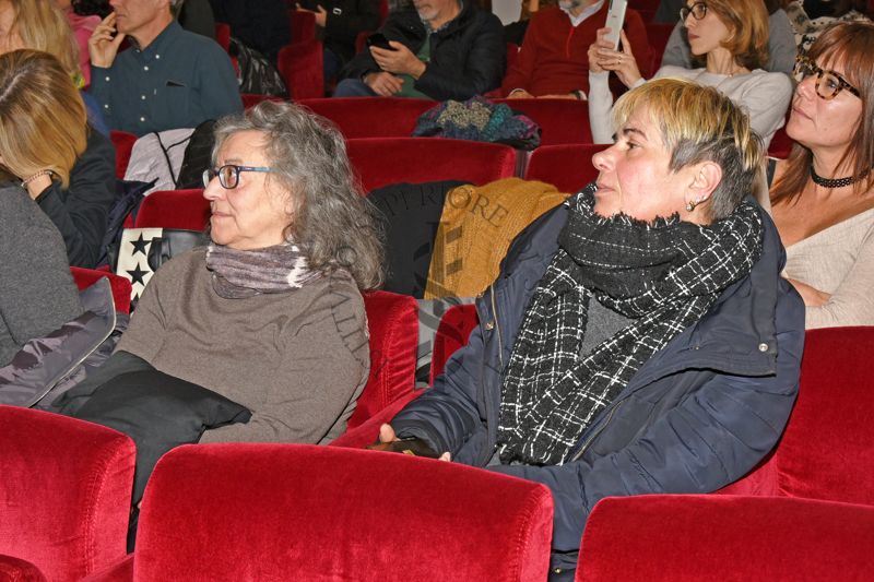 Tra i partecipanti al Convegno, Grazia Rago (a sinistra) e Maria Salvatorina Graziani (a destra) della Biblioteca dell'Istituto Superiore di Sanità