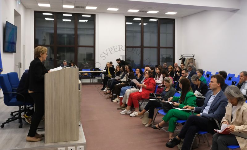 La Dottoressa Bruno Velia durante il suo intervento