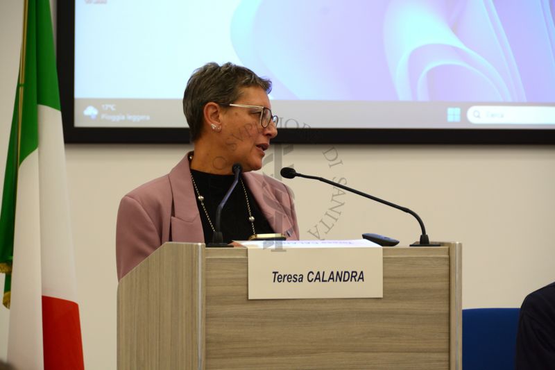 La Dottoressa Calandra Teresa durante il suo intervento