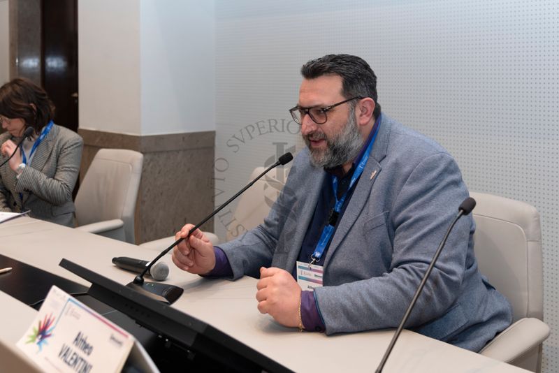 Intervento del giornalista Altheo Valentini, Project Manager nel campo dei finanziamenti europei e nell'innovazione digitale e sociale e fondatore della European Grants International Academy Srl