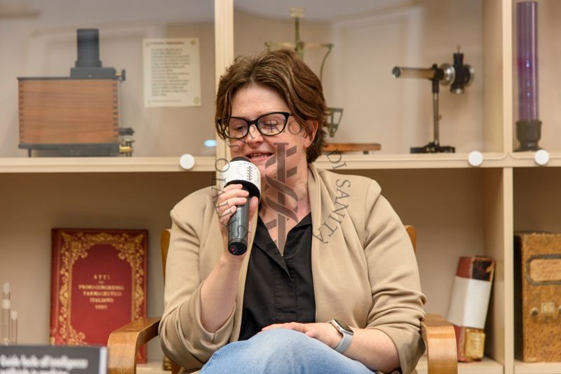 Intervento della Dott.ssa Diana Ferro, biologa, ricercatrice e health data scientist presso l'Ospedale Pediatrico Bambino Gesù di Roma