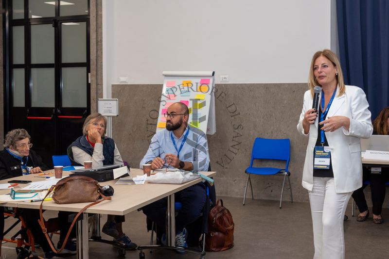 Intervento della Dott.ssa Amalia Egle Gentile, responsabile del Laboratorio di Health Humanities, Centro Nazionale Malattie Rare dell'Istituto Superiore di Sanità