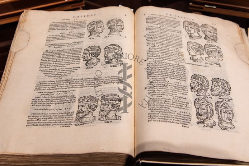 Uno dei libri del Fondo Rari della Biblioteca