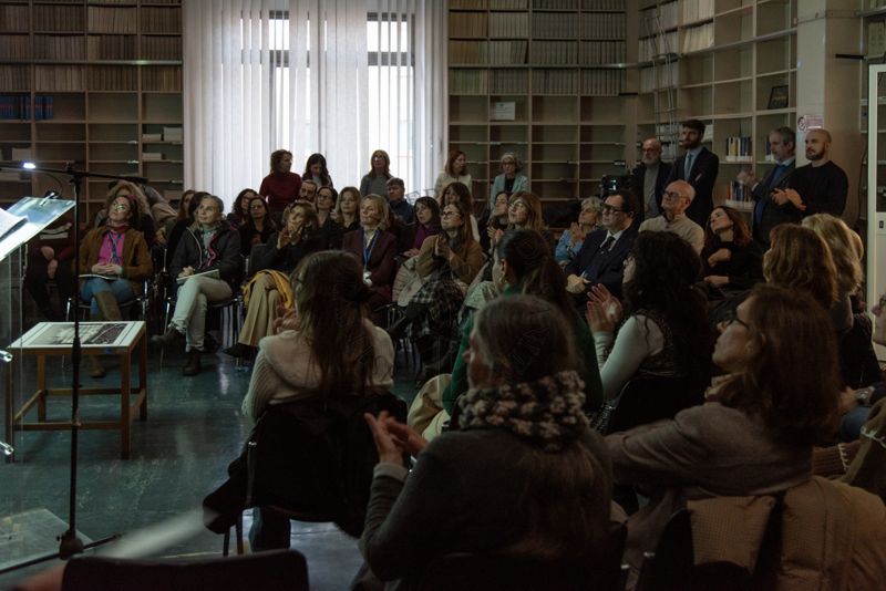 Panoramica sui partecipanti all'evento "Tredici libri, tre voci"
