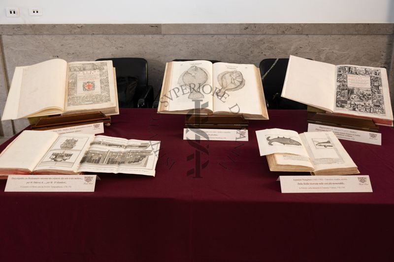 Alcuni libri antichi del Fondo Rari della Biblioteca dell'ISS inerenti al Convegno "Ocean Human Health"