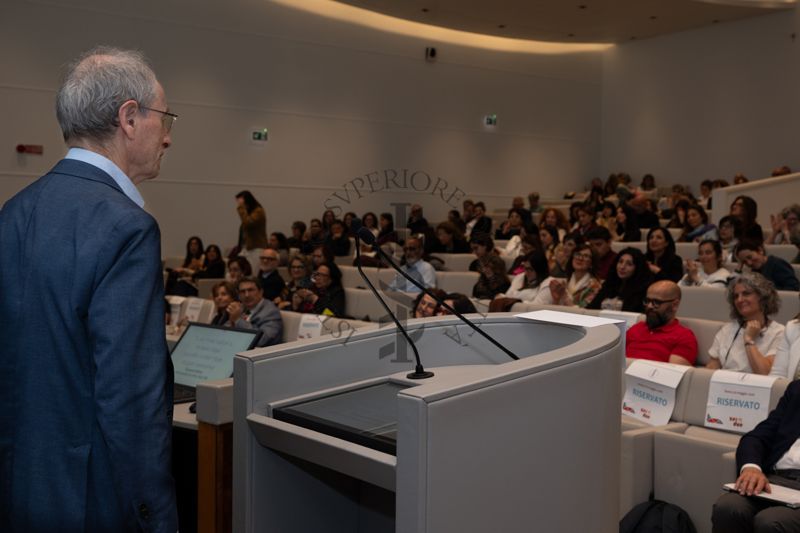 Intervento in Aula Magna dell'ISS di Sir Michael Gideon Marmot, professore di epidemiologia e sanità pubblica presso l'University College di Londra e direttore dell'UCL Intitute of Health Equity