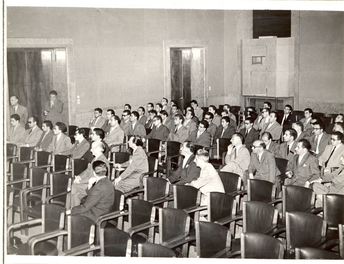 Pubblico in un'aula dell'Istituto Superiore di Sanità