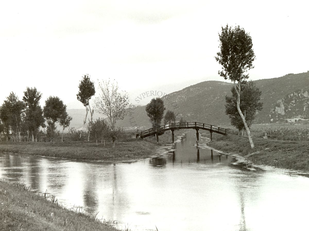 Sbocco di un Canale di Bonifica nell'Ufente