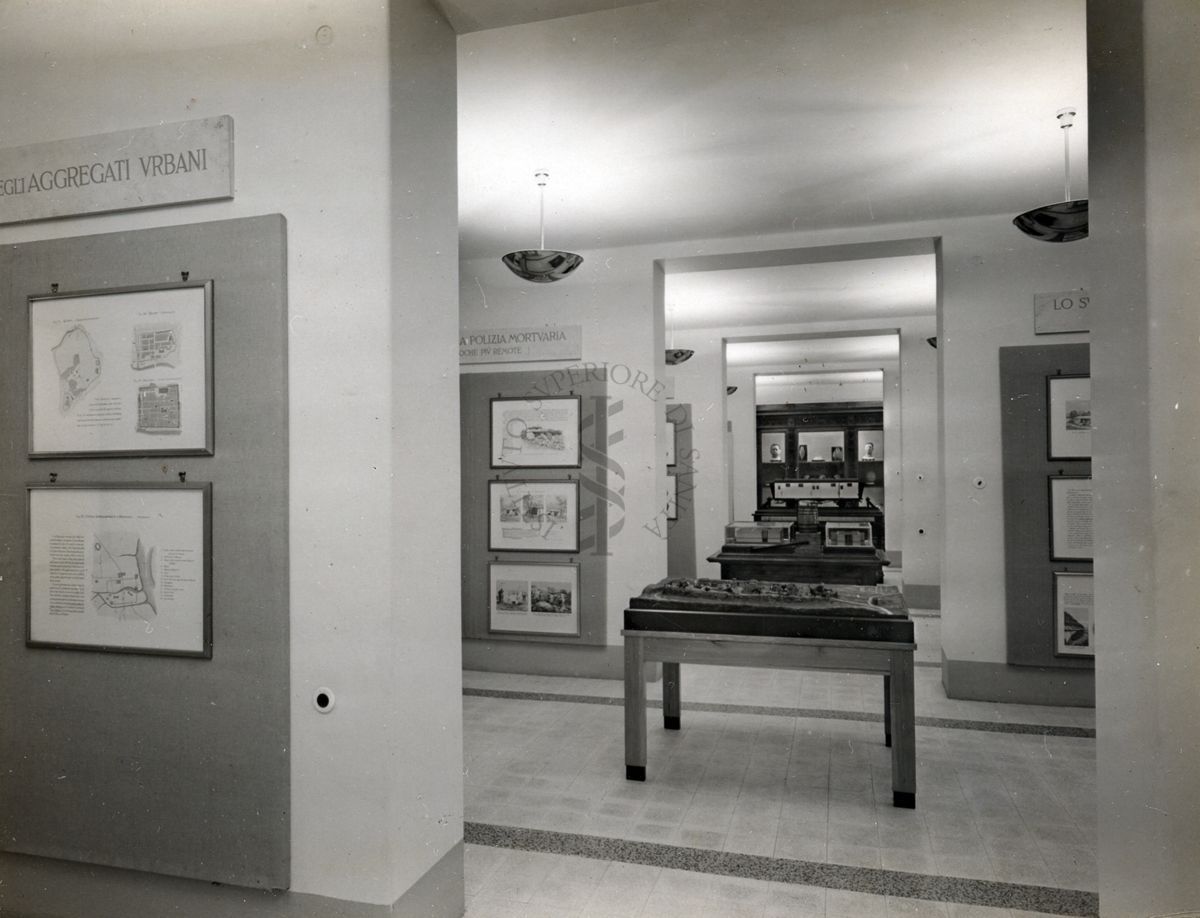 Veduta d'insieme di alcune stanze del museo dell'Istituto di Sanità Pubblica