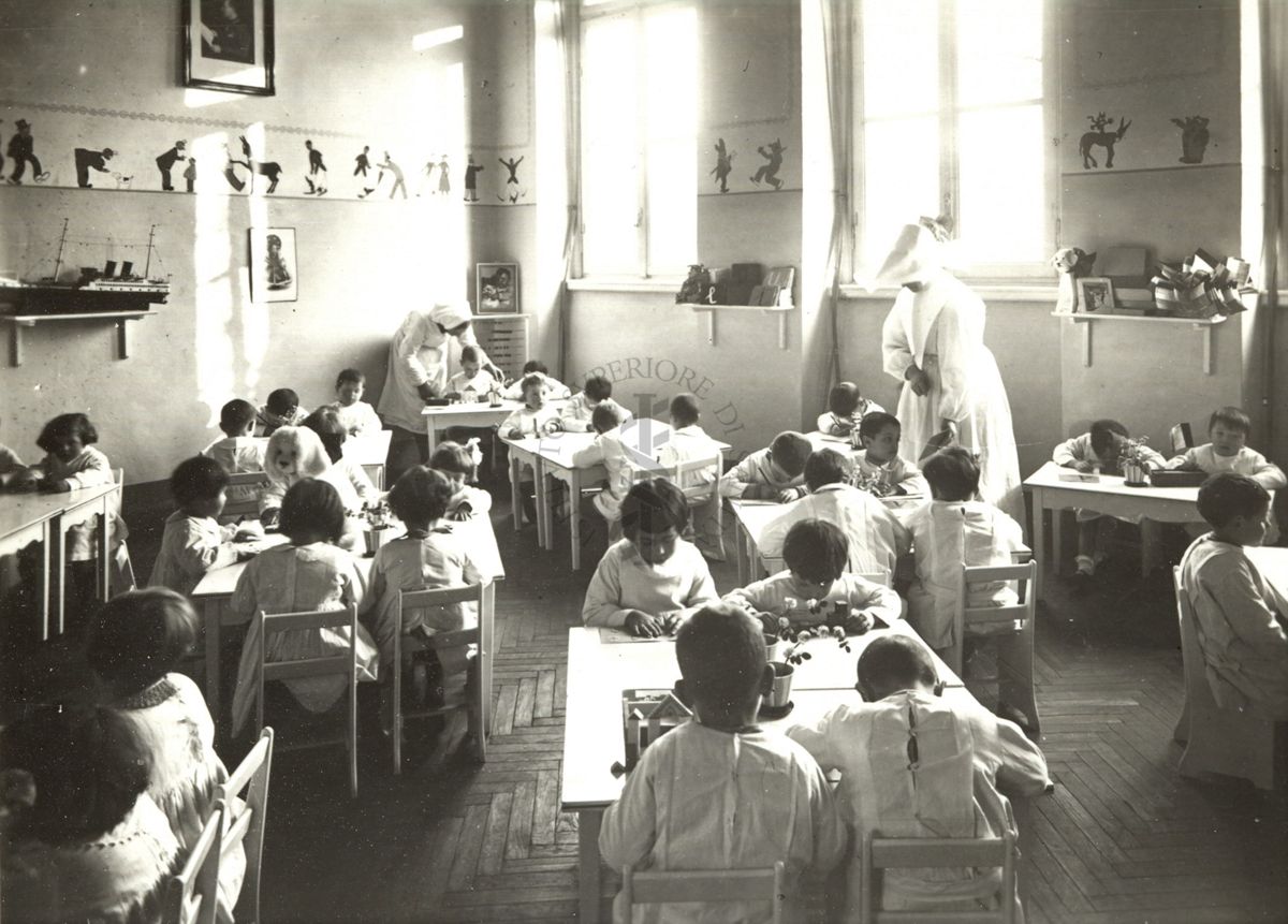 Sala di ricreazione dell'Istituto Ortopedico "Matteo Rota" di Bergamo