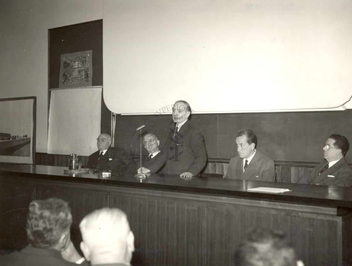 Conferenza stampa all'Istituto Superiore di Sanità, presente il Ministro Camillo Giardina per la Mostra Internazionale della Sanità