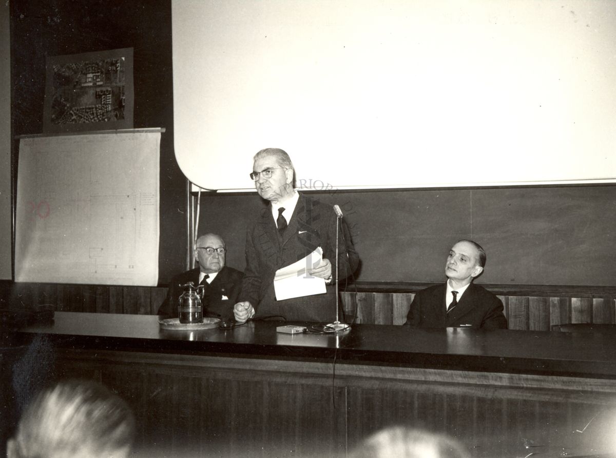 Conferenza stampa all'Istituto Superiore di Sanità, presente il Ministro Camillo Giardina per la Mostra Internazionale della Sanità