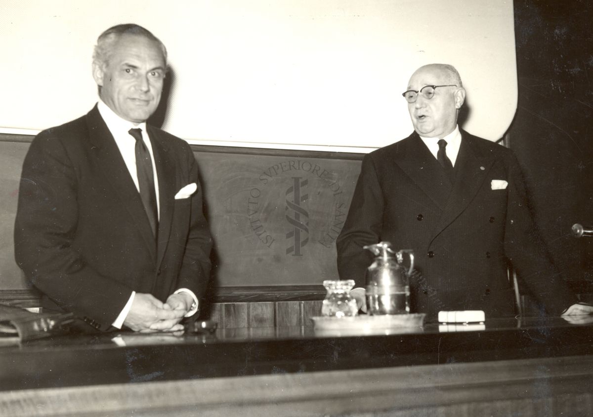 Il Dr. Rudolf Morf, a sinistra, ed il Prof. Domenico Marotta, a destra,  in ISS
