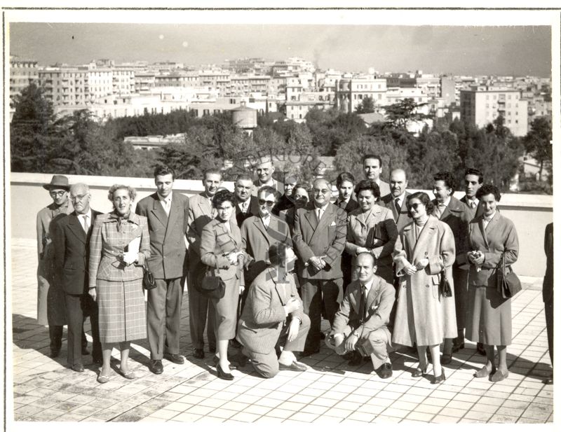 Foto di gruppo sulla terrazza dell'Istituto Superiore di Sanità