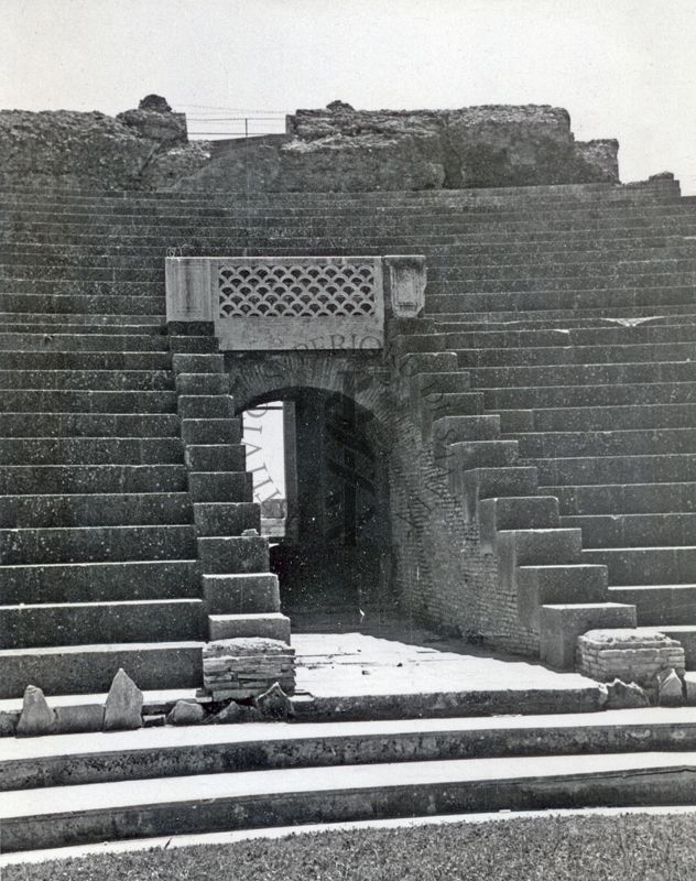 Particolare dell'Anfiteatro di Ostia Antica