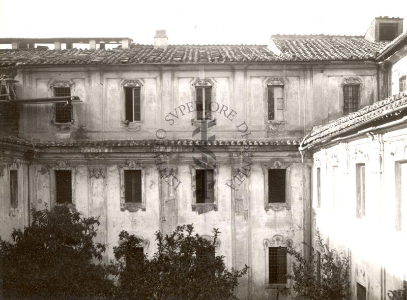 Istituto di S. Gregorio al Celio per l'assistenza all'Infanzia-il grande convento, prima dei restauri