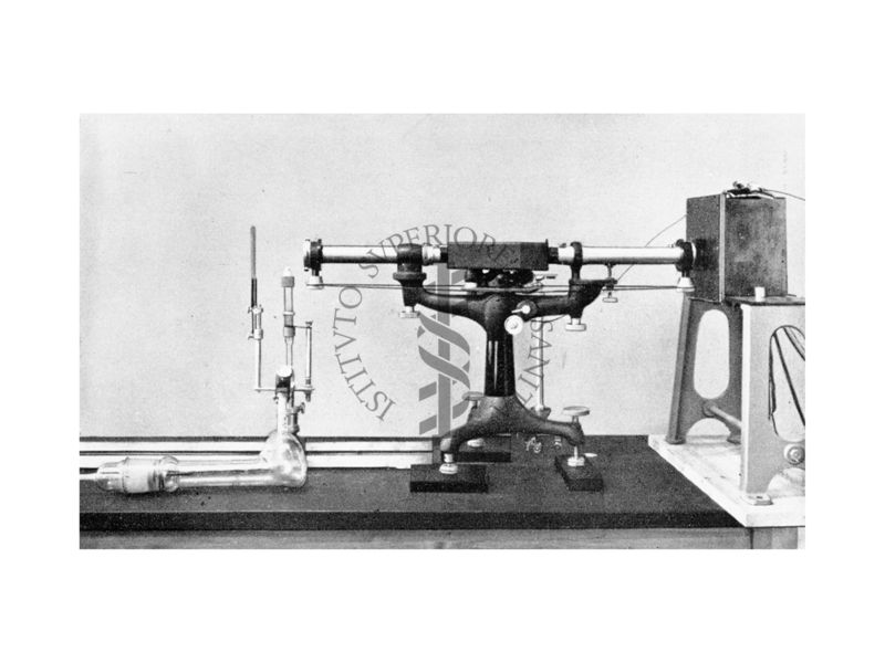 Monocromatore con cellula fotoelettrica