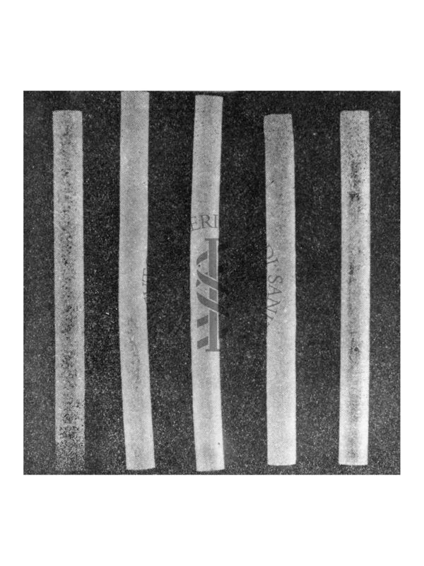 Uranio sottoposto a ciclo termico (300 cicli da 600° C a 60° C) barre=1 fuso -2 e 3 con orien. pref. (su rulli a caldo) e si allungano e incurvano -4 e 5 ricotte dopo lavorazione