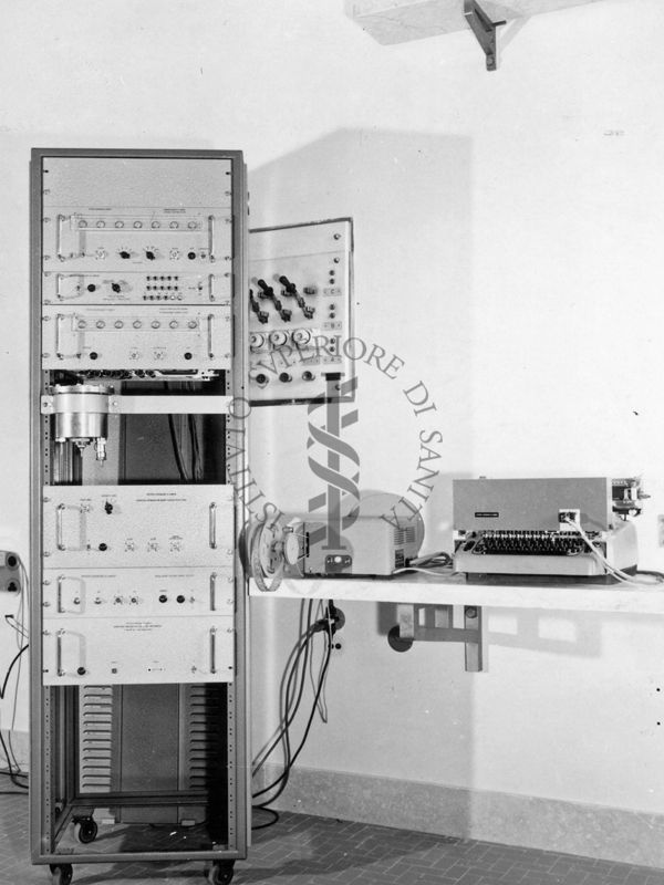 Dispositivo automatico per misure di ionizzazione