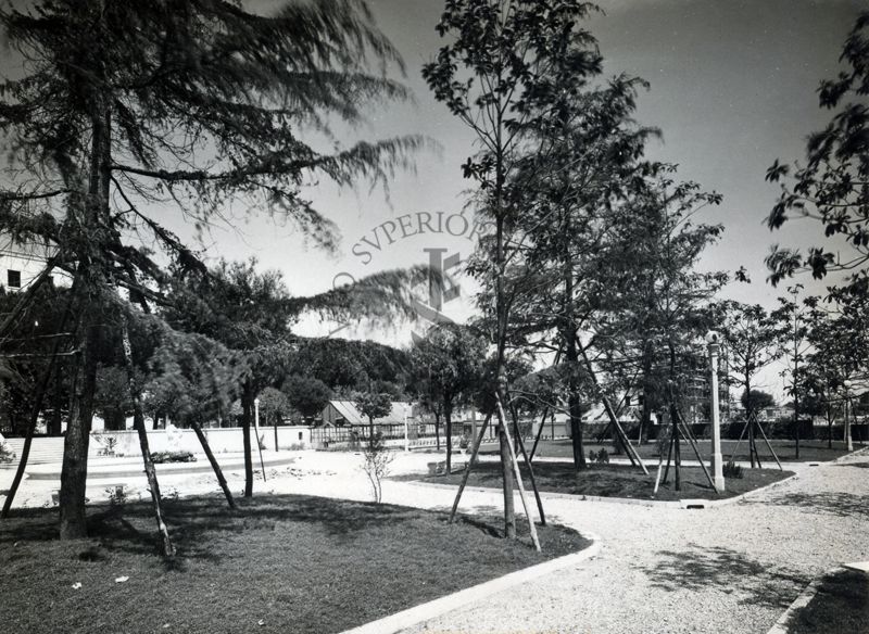 Veduta di un giardino dell'Istituto Superiore di Sanità