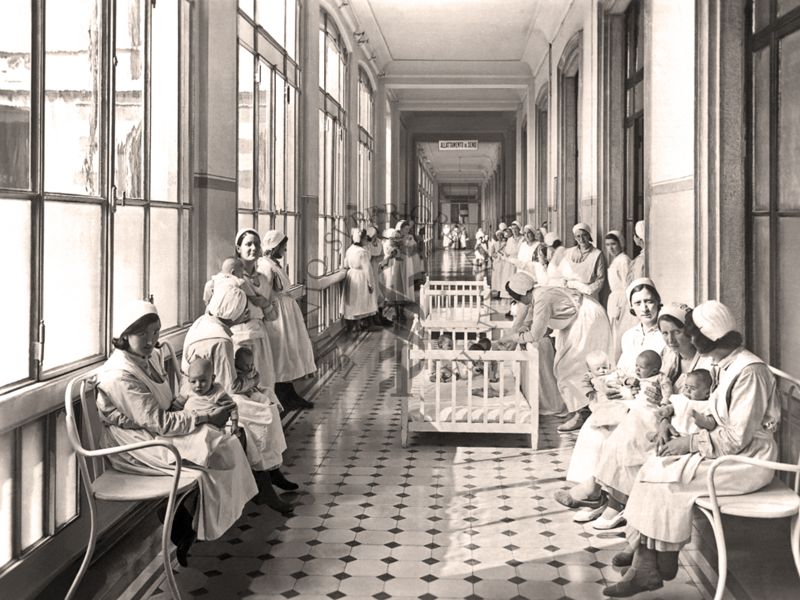 Brefotrofio di Milano - Assistenza illegittimi: veranda di soggiorno