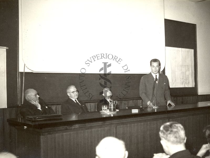 Conferenza stampa all'Istituto Superiore di Sanità, presente il Ministro Camillo Giardina per la Mostra Internazionale della Sanità