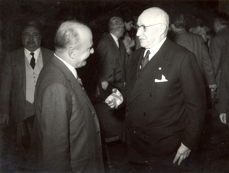 Conferenza del Prof. Leon Velluz di Francia tenutasi il 26 aprile 1960 nella sala dei Convegni dell'Istituto Superiore di Sanità