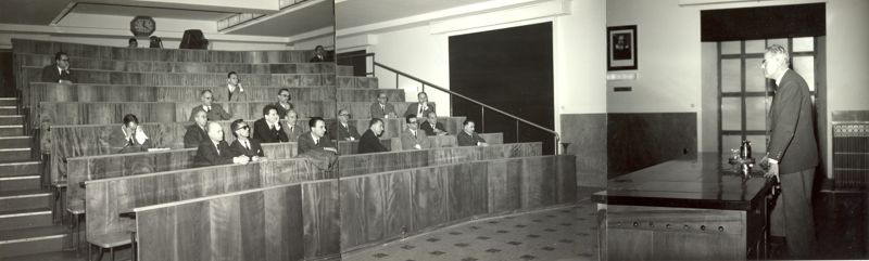 Prof. Marini Bettolo davanti  all'uditorio della Conferenza del  per l'aggiornamento professionale per i medici del E.N.P.A.S.