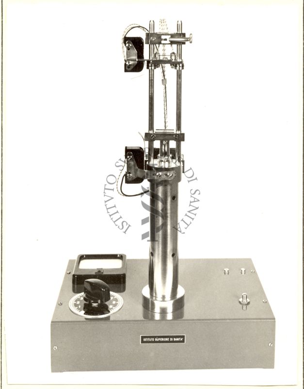 Apparecchio per microelettroidi