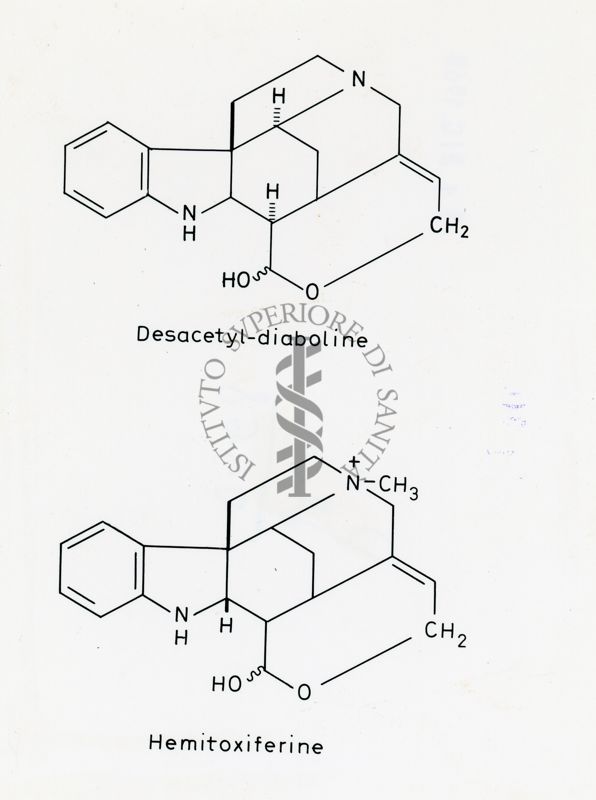 Formule di struttura di Desacetyl-diaboline e Hemitoxiferine