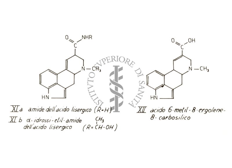 Studi farmacologici di prodotti naturali - Formule di struttura di amide dell'acido lisergico, alfa-idrossi-etil-amide dell'acido lisergico e acido 6-metil-8-ergolene-8-carbosilico