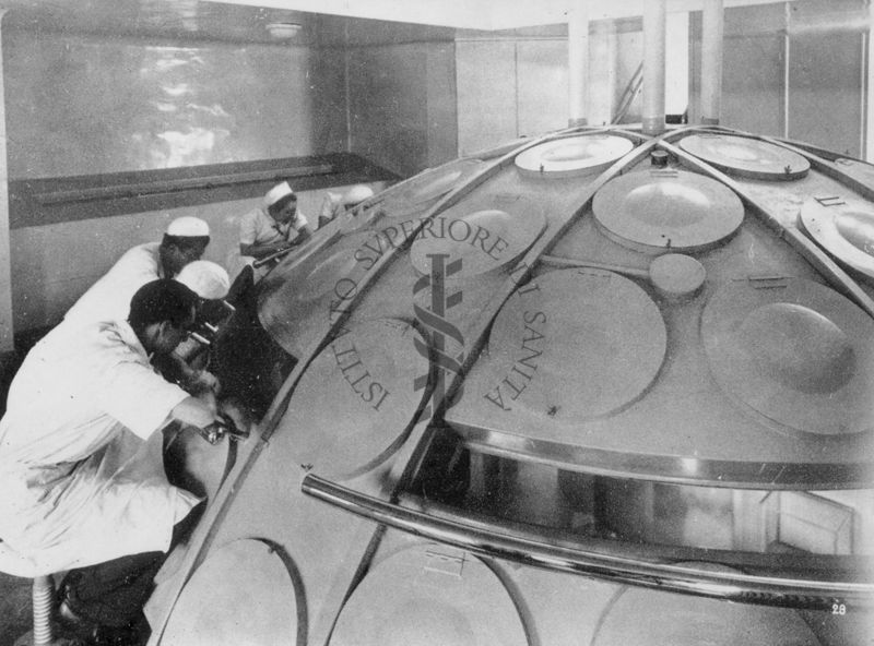 Cupola di una camera operatoria dell'Ospedale Boucicant di Parigi