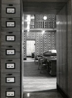 Sala centrale e corridoio dell'archivio della Presidenza del Consiglio dei Ministri (Ministero dell'Interno)