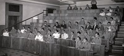 Corso A.B.C. per Ufficiali delle Forze Armate tenuto dal Prof. Daniel Bovet nell'anfiteatro dell'Istituto Superiore di Sanità