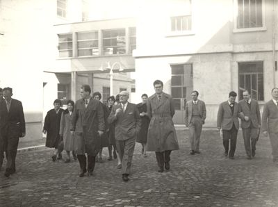 Visita  all'Isitituto Superiore di Sanità di un gruppo di studenti in medicina guidati dal Dott. Hukovic dell'Università di Sarajevo -  visita all'interno dell'Istituto