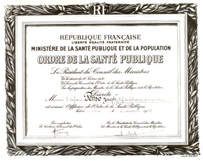 Diploma da parte dell'Ordine della Sanità Pubblica francese al Professor Giuseppe Penso, il 04/12/1961