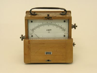 Amperometro a bobina mobile