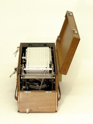 Milliamperometro registratore, a bobina mobile, per c.c.